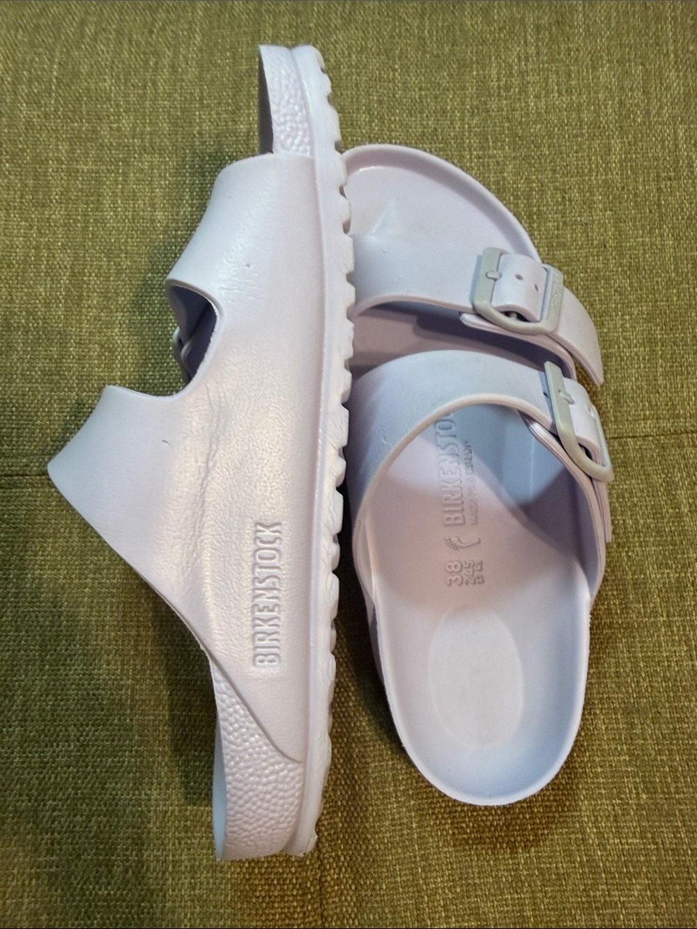 Birkenstock Arizona EVA Sandals in light purple - Picture 3 of 11